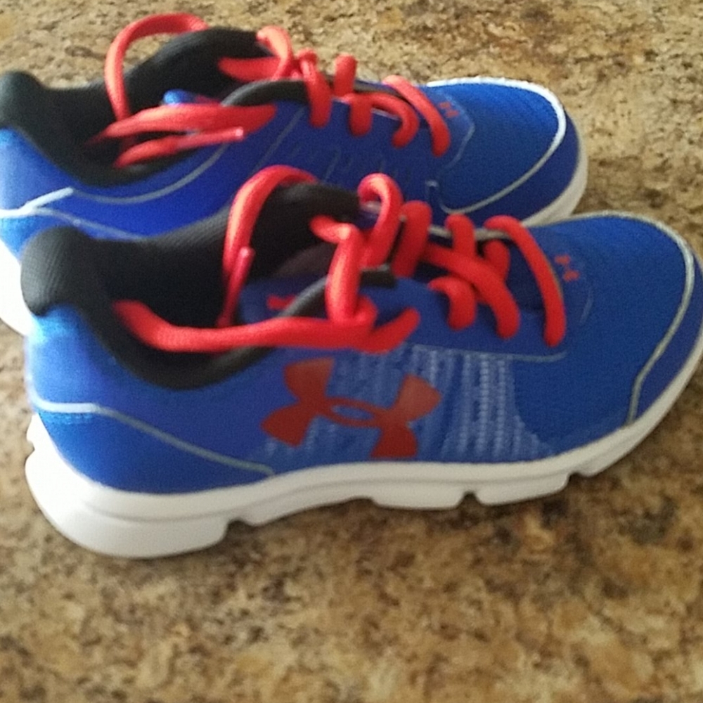 Kids shoes